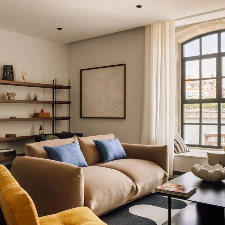 Delux 2-bedroom Apartment overlooking the old city and Douro River, Porto - Porto, Portugal