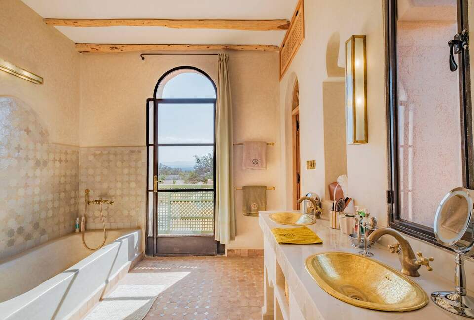 Essaouira's Sanctuary: A Serene Estate of Craft and Calm - Bouzama, Morocco