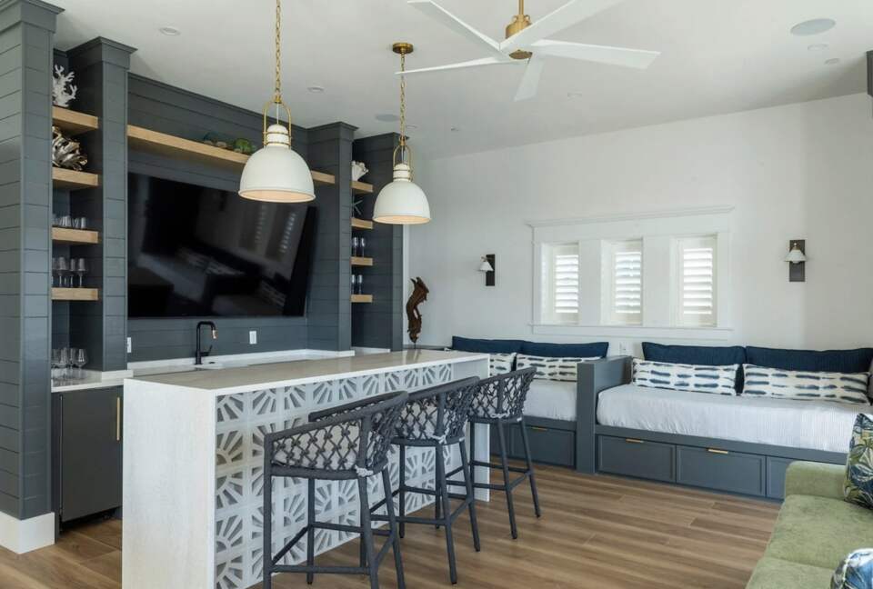 Gulfview Grand | Palmilla Estate - Port Aransas, Texas