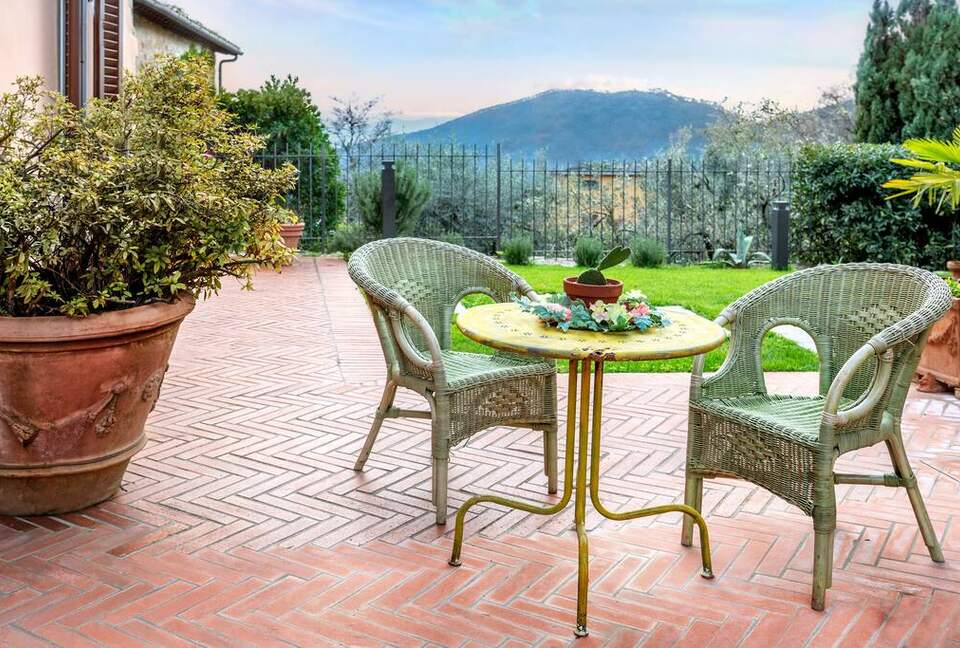 Dimora il Cerro | Tuscan Farmhouse with Panoramic Views - Prato, Italy