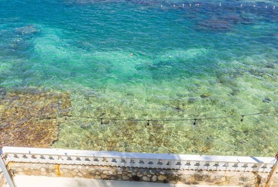 Secluded Oceanfront Villa Near Ocho Rios - Boscobel, Jamaica