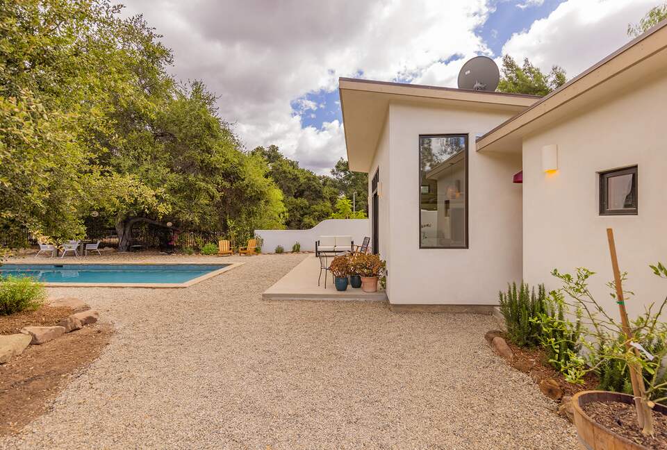 Modern Ojai Escape with Mountain Views & Pool - Ojai, California