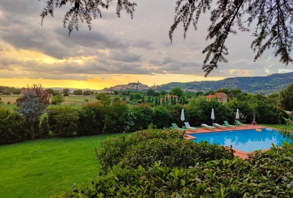 Agriturismo Borgo Santa Lucia - Castiglion Fiorentino, Italy