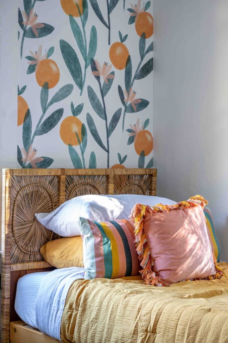 Walkable Downtown Vero Beach Retreat with Private Outdoor Soaking Tub - Vero Beach, Florida