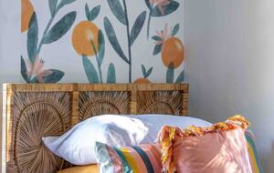 Walkable Downtown Vero Beach Retreat with Private Outdoor Soaking Tub - Vero Beach, Florida