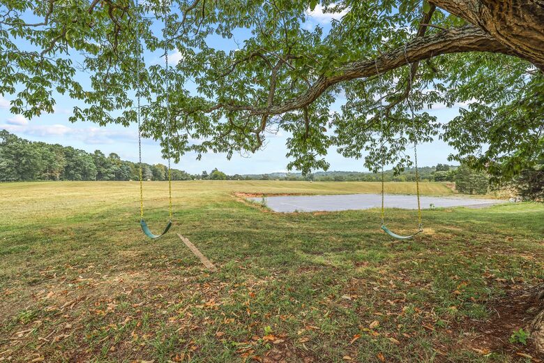 Peaceful Culpeper Escape on 50 Acres with Resort-Style Amenities - Culpeper, Virginia