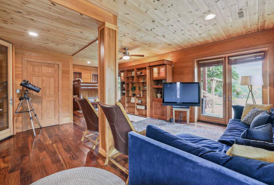 Peaceful Culpeper Escape on 50 Acres with Resort-Style Amenities - Culpeper, Virginia