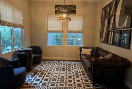 Phoenix Sanctuary with Incredible Amenities - Phoenix, Arizona