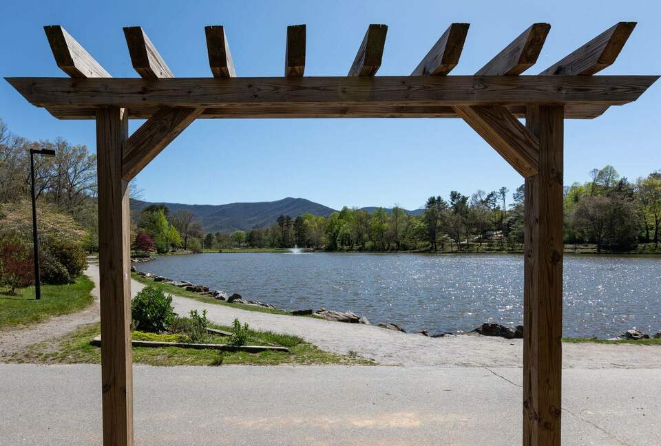 Modern Black Mountain Home Across from Lake Tomahawk - Black Mountain, North Carolina