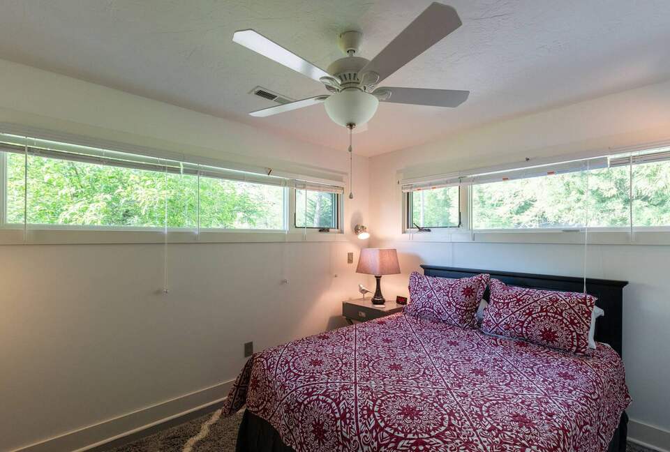 Modern Black Mountain Home Across from Lake Tomahawk - Black Mountain, North Carolina