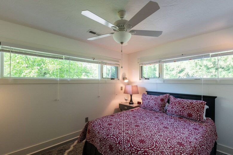Modern Black Mountain Home Across from Lake Tomahawk - Black Mountain, North Carolina