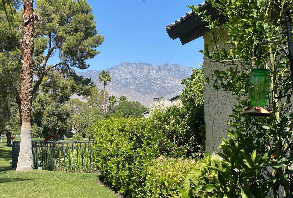 Golf Course Retreat with Mountain Views in Palm Springs - Palm Springs, California
