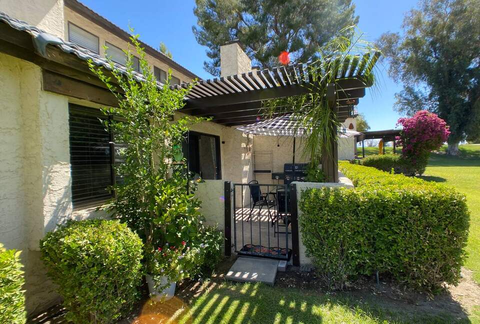 Golf Course Retreat with Mountain Views in Palm Springs - Palm Springs, California