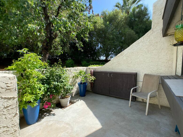 Golf Course Retreat with Mountain Views in Palm Springs - Palm Springs, California