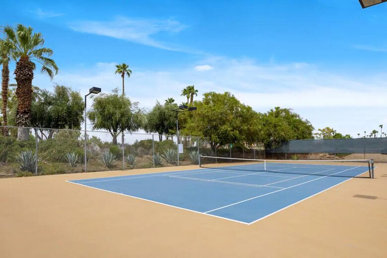 Golf Course Retreat with Mountain Views in Palm Springs - Palm Springs, California