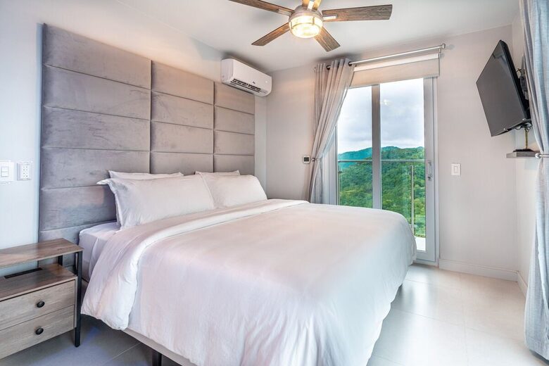 Private Ocean & Mountain Retreat in Mar a Mar - Garabito, Costa Rica