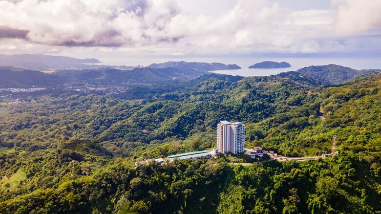 Private Ocean & Mountain Retreat in Mar a Mar - Garabito, Costa Rica