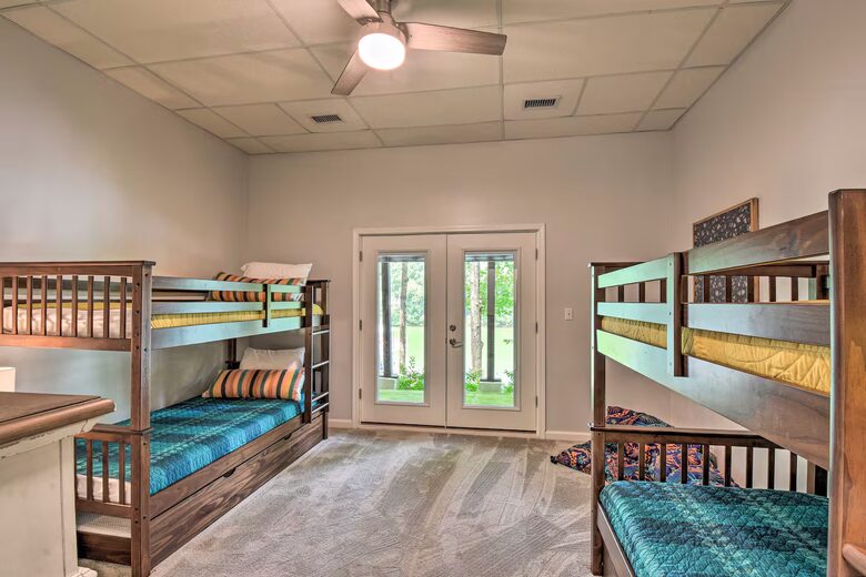 Five-Bedroom Lake Hartwell Escape with Dock, Kayaks & Views - Seneca, South Carolina