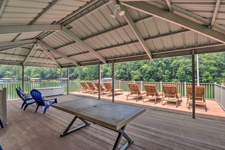 Five-Bedroom Lake Hartwell Escape with Dock, Kayaks & Views - Seneca, South Carolina