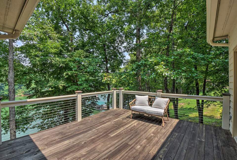 Five-Bedroom Lake Hartwell Escape with Dock, Kayaks & Views - Seneca, South Carolina