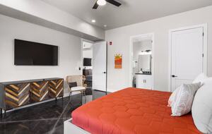 Five-Bedroom Home with Courtyard Pool Near Sand Hollow Reservoir - Hurricane, Utah