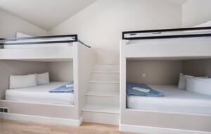 Five-Bedroom Home with Courtyard Pool Near Sand Hollow Reservoir - Hurricane, Utah