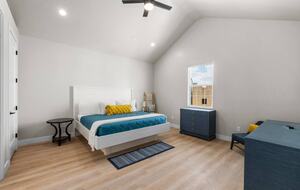 Five-Bedroom Home with Courtyard Pool Near Sand Hollow Reservoir - Hurricane, Utah