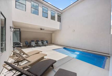 Five-Bedroom Home with Courtyard Pool Near Sand Hollow Reservoir - Hurricane, Utah