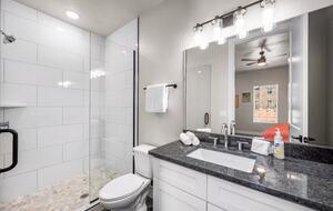 Five-Bedroom Home with Courtyard Pool Near Sand Hollow Reservoir - Hurricane, Utah