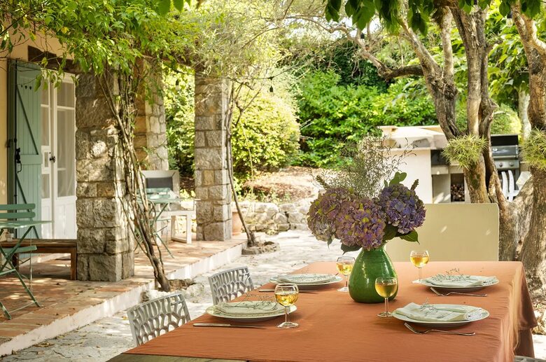 A Provençal Culinary & Historical Haven - Châteauneuf-Grasse, France