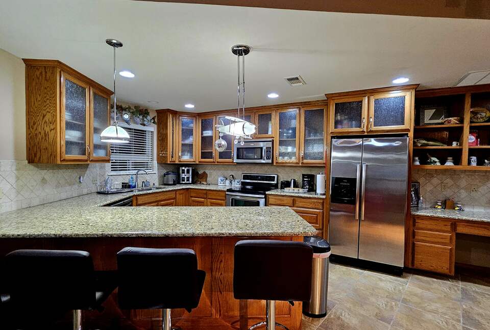 Relaxed Lake Texoma Home with Water Views - Kingston, Oklahoma