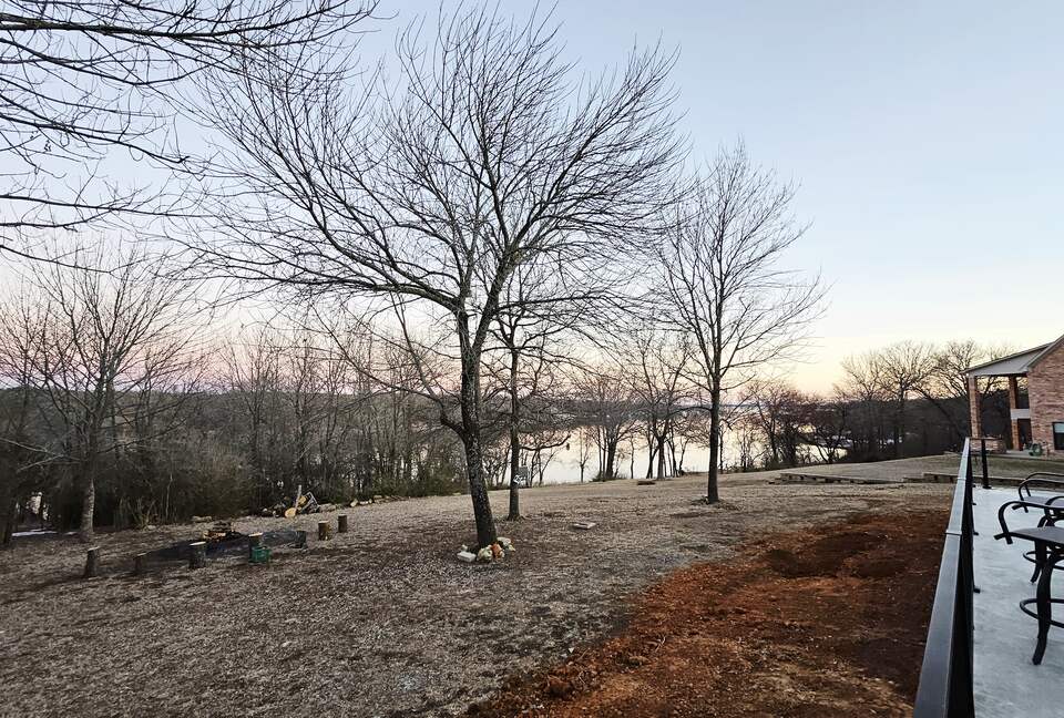 Relaxed Lake Texoma Home with Water Views - Kingston, Oklahoma