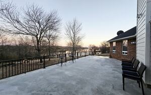 Relaxed Lake Texoma Home with Water Views - Kingston, Oklahoma