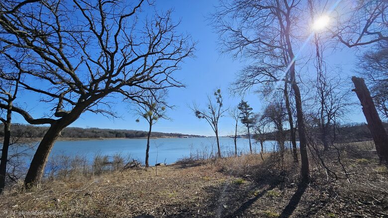 Relaxed Lake Texoma Home with Water Views - Kingston, Oklahoma