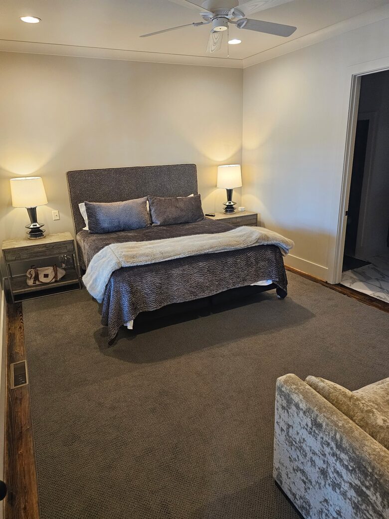 Peaceful Lake Martin Retreat with Floating Dock - Alexander City, Alabama