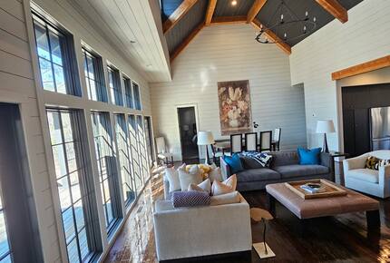 Peaceful Lake Martin Retreat with Floating Dock - Alexander City, Alabama