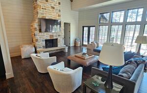 Peaceful Lake Martin Retreat with Floating Dock - Alexander City, Alabama