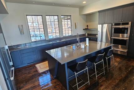 Peaceful Lake Martin Retreat with Floating Dock - Alexander City, Alabama