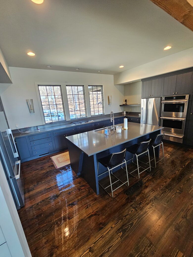 Peaceful Lake Martin Retreat with Floating Dock - Alexander City, Alabama