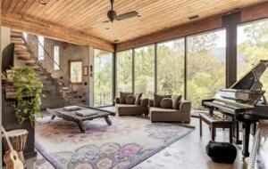 Riverfront Castle Retreat Near Sequoia National Park - Three Rivers, California