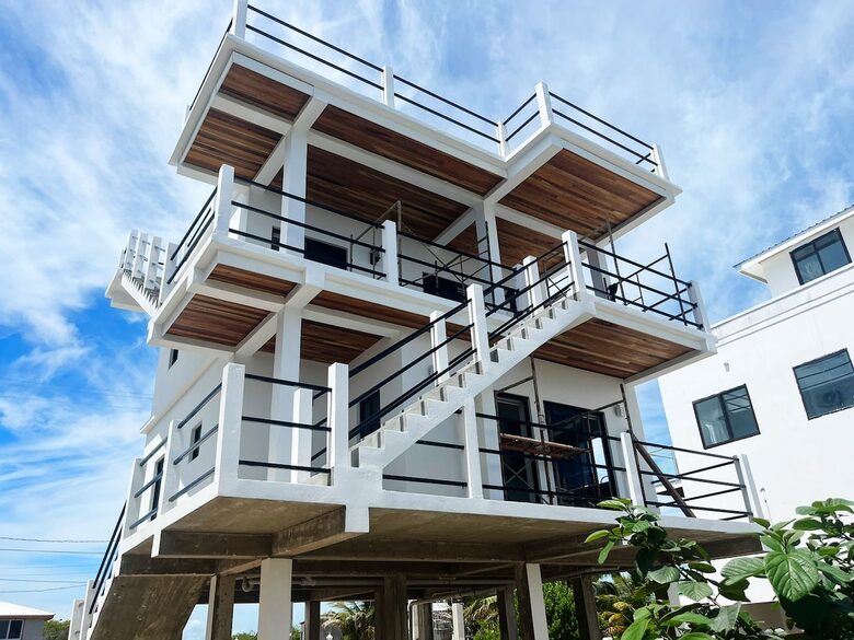 Island Hideaway Steps from The Split - Caye Caulker, Belize