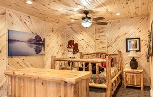 Northwoods Lakefront Retreat on Frazer Bay - Tower, Minnesota