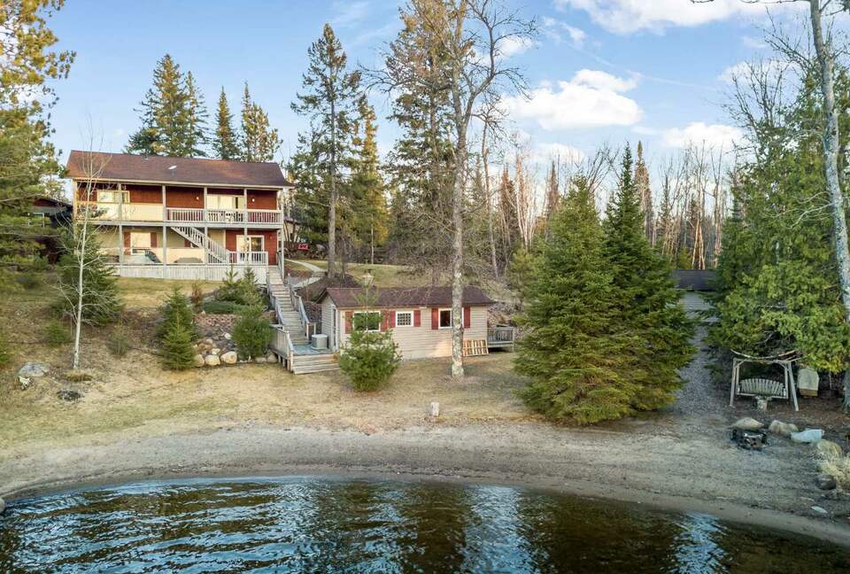 Northwoods Lakefront Retreat on Frazer Bay - Tower, Minnesota