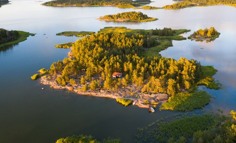 Simple Comforts and Spectacular Sea Views on a Private Island - Uusikaupunki, Finland