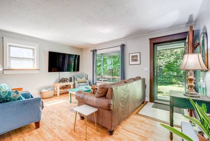 Private Wellness Retreat with Sauna, Hot Tub, and Wooded Grounds Near Blacksburg - Blacksburg, Virginia