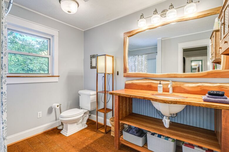 Private Wellness Retreat with Sauna, Hot Tub, and Wooded Grounds Near Blacksburg - Blacksburg, Virginia