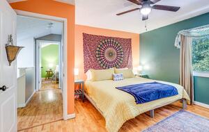 Private Wellness Retreat with Sauna, Hot Tub, and Wooded Grounds Near Blacksburg - Blacksburg, Virginia