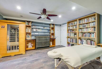 Private Wellness Retreat with Sauna, Hot Tub, and Wooded Grounds Near Blacksburg - Blacksburg, Virginia