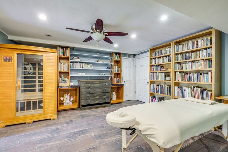 Private Wellness Retreat with Sauna, Hot Tub, and Wooded Grounds Near Blacksburg - Blacksburg, Virginia