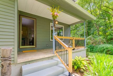 Private Wellness Retreat with Sauna, Hot Tub, and Wooded Grounds Near Blacksburg - Blacksburg, Virginia